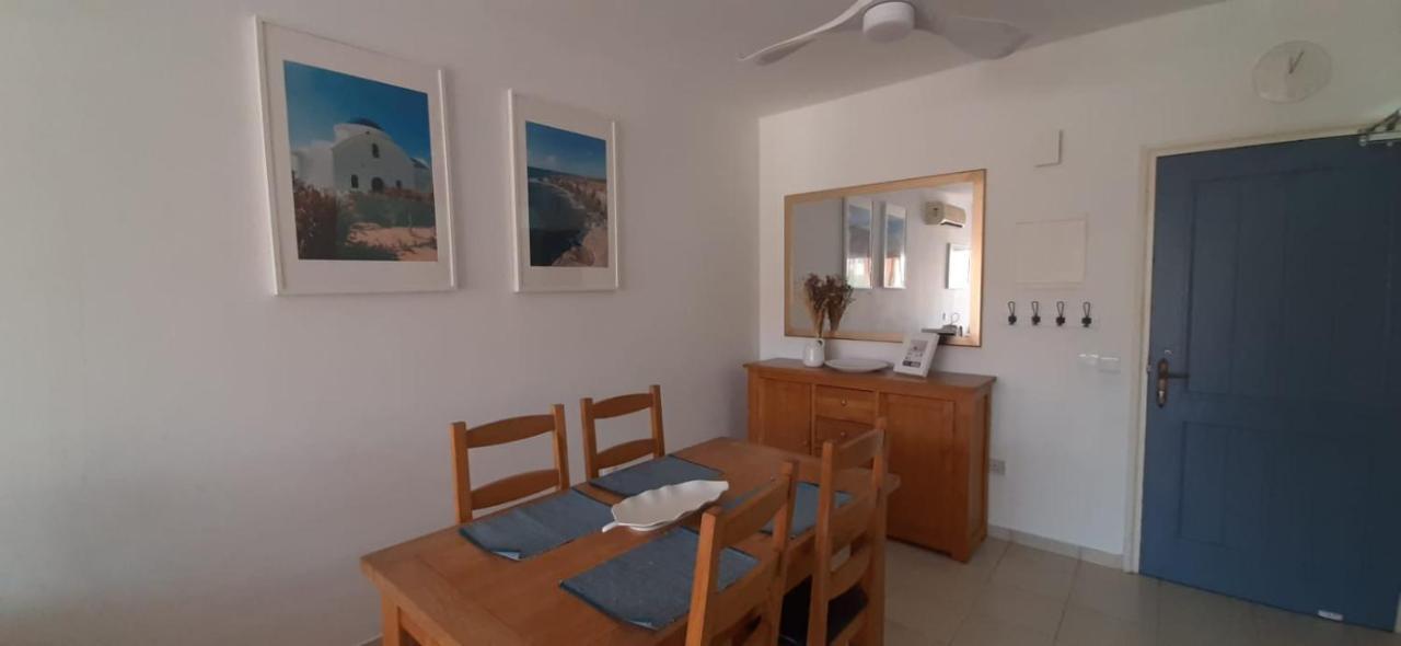 Limnaria Gardens - Superb Modern 1 Bed Apartment With Pool Views Paphos Eksteriør bilde